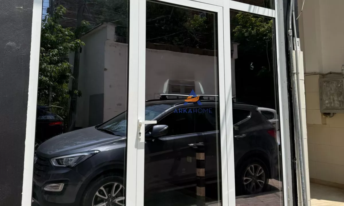 JEPET DYQAN ME QERA 60M2, "NE VASIL SHANTO" 410 EURO