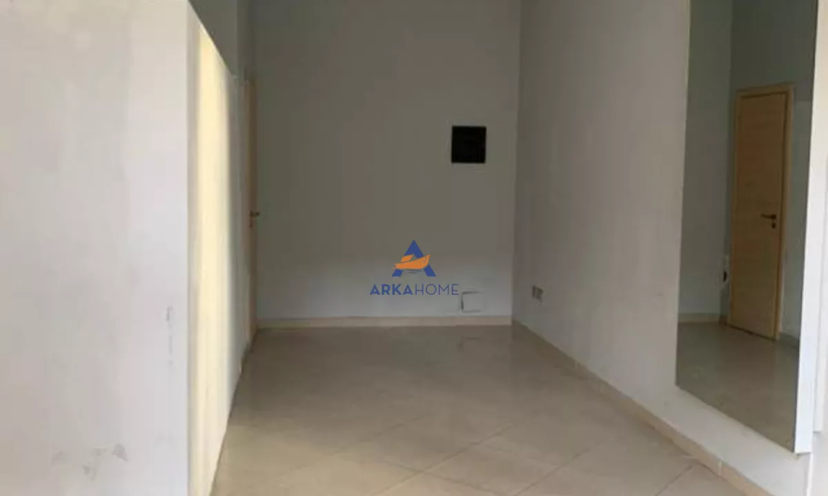 !!OKAZION!! SHITET AMBIENT BIZNESI "TEK KOMPLEKSI ORION,RRUGA E DIBRES" 95.000 EURO