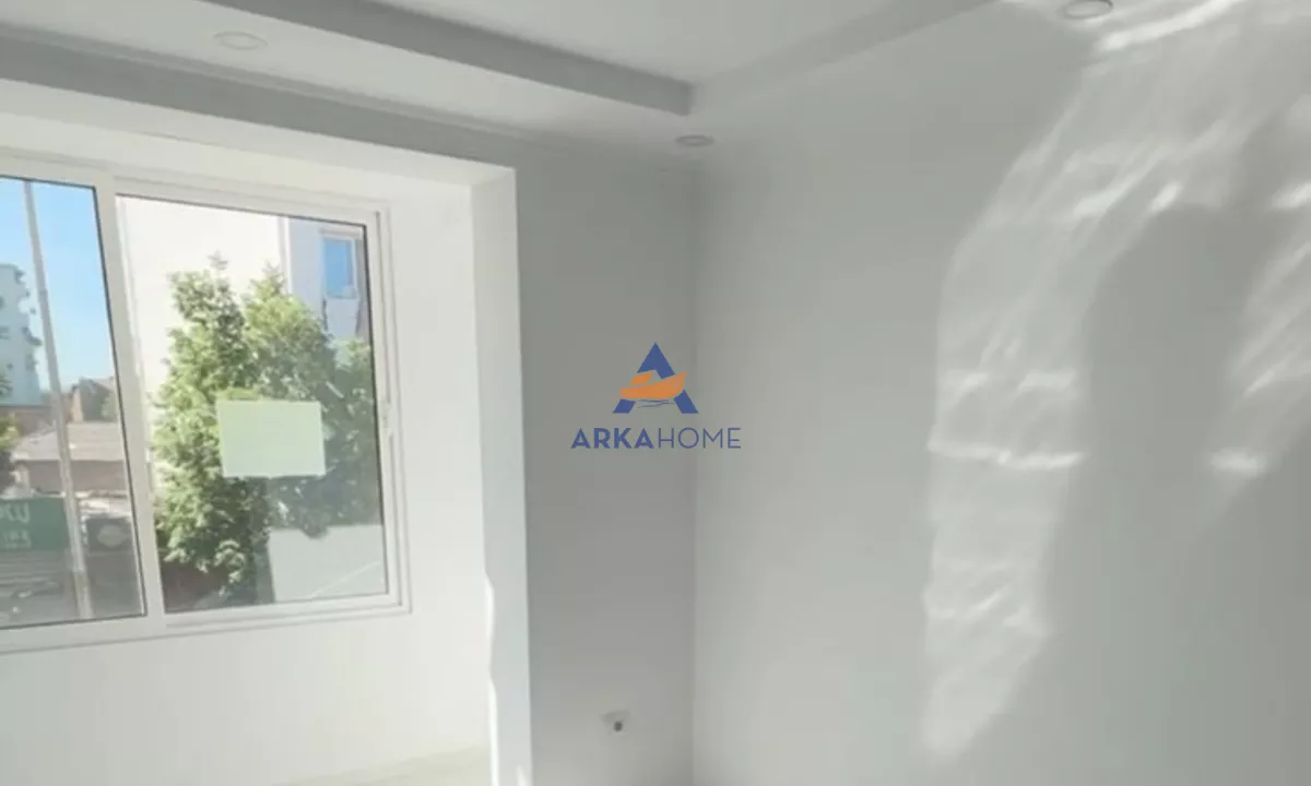 Apartment for rent in Tirana 2+1, Emty