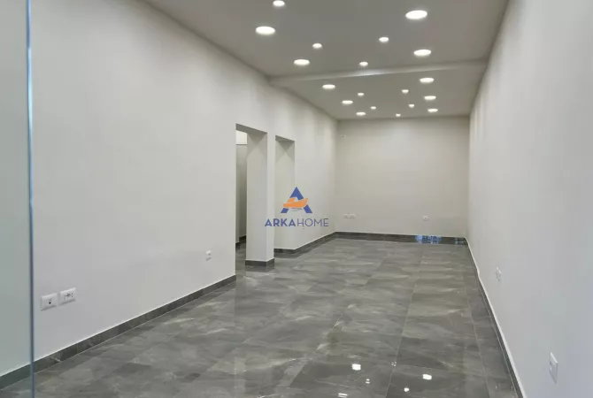 Business Property in Sale 1+1 in Tirana - 495,000 Euro