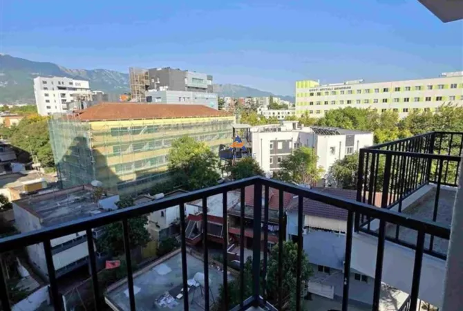 Appartamento in vendita a Tirana 1+1, Vuoto