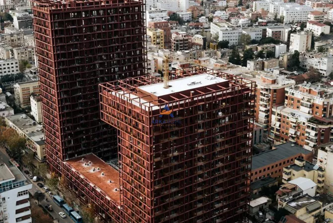 Ambient biznesi me qera 3+1 ne Tirane - 1,300 Euro