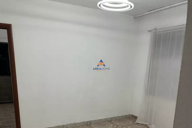 House for Rent 1+1 in Tirana - 400 Euro