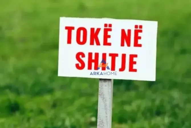 Truall ose Toke ne Tirane - 540,000 Euro