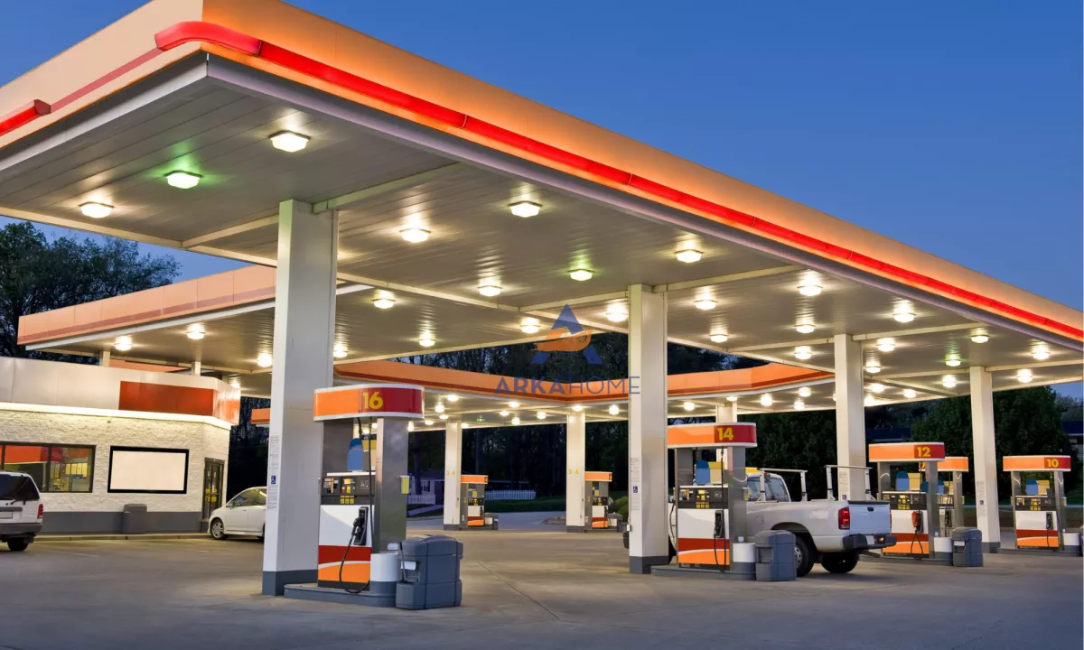 •JEPET ME QERA KARBURANT 12000M2 TOKE, 170M2 LOKAL +SUPERMARKET , 