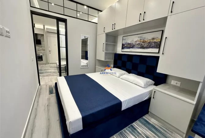 Appartamento in vendita a Tirana 1+1, Arredato