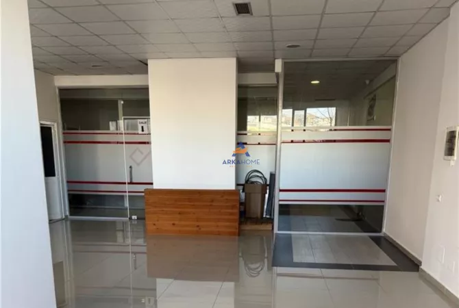 JEPET ME QERA AMBIENT BIZNESI 180M2 