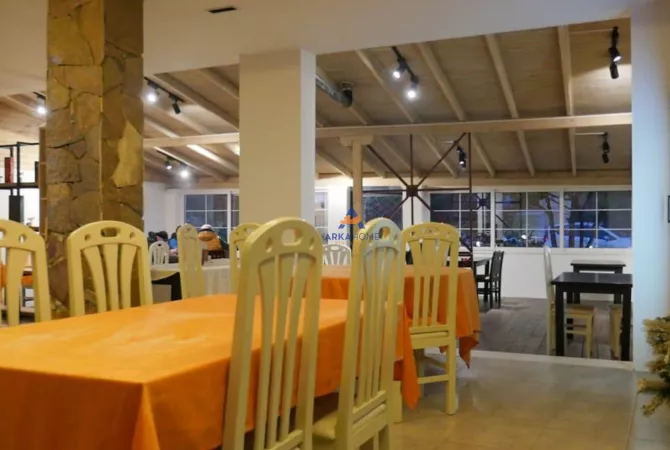 Ambient biznesi me qera 3+1 ne Tirane - 2,000 Euro