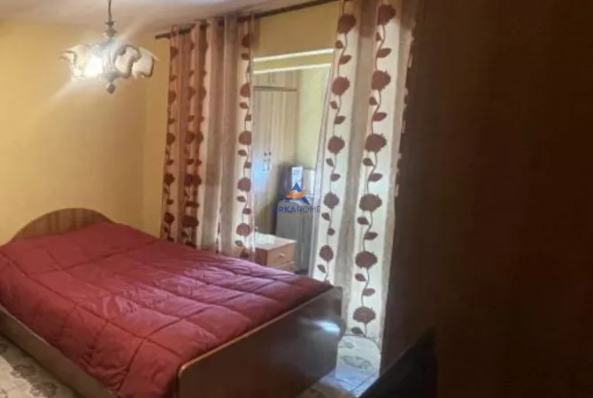 Appartamento in vendita a Tirana 2+1, Arredato