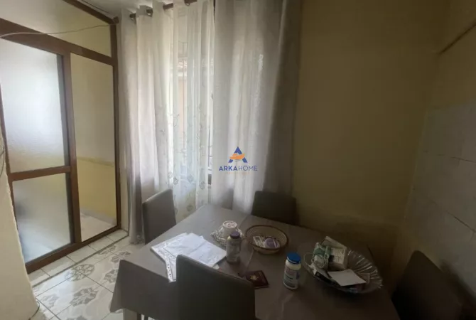 Appartamento in vendita a Tirana 2+1, Arredato