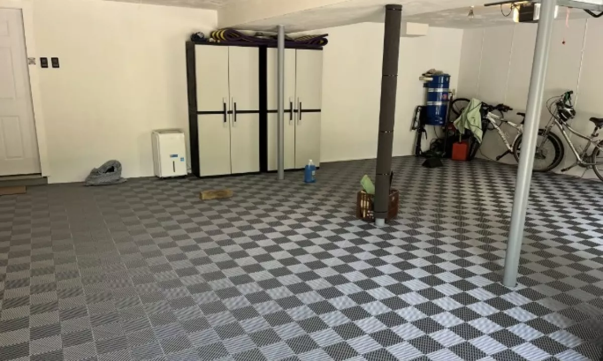 JEPET ME QERA AMBIENT BIZNESI 300M2 