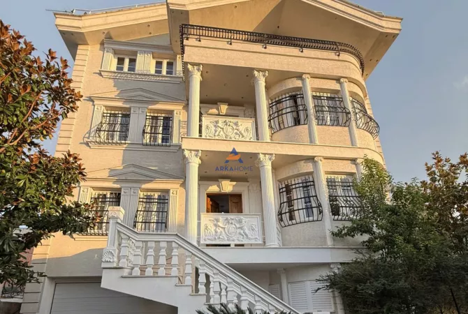 Casa in vendita 5+1 a Tirana - 680,000 Euro
