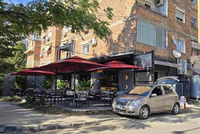 Ambient biznesi ne shitje 3+1 ne Tirane - 700,000 Euro