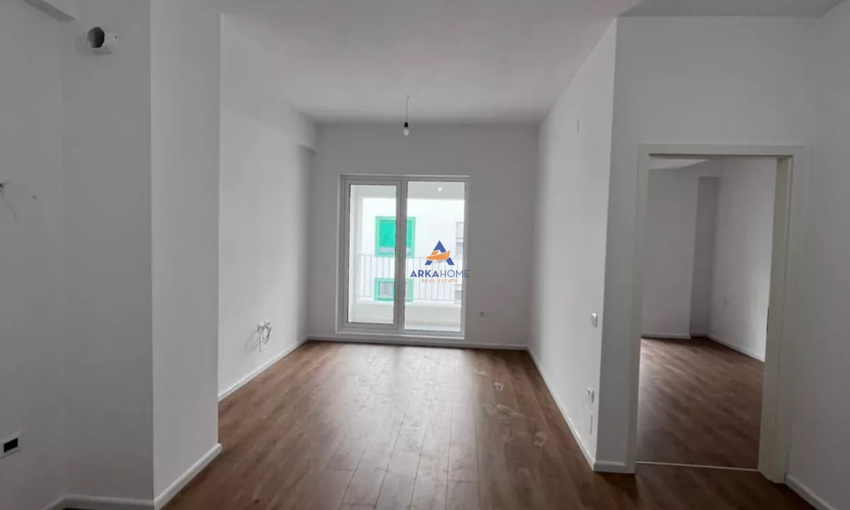 Appartamento in vendita a Tirana 1+1, Vuoto