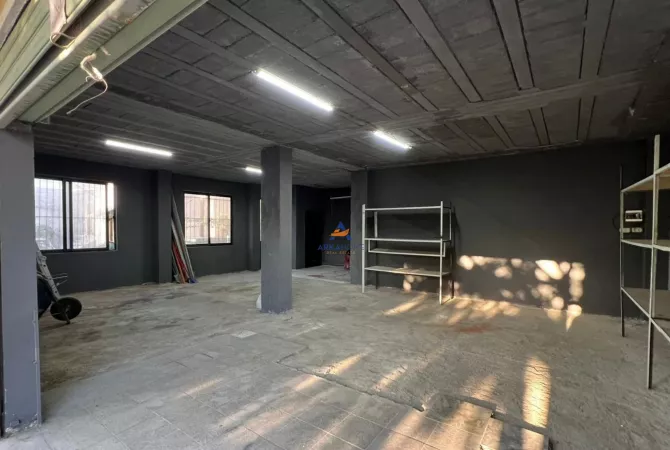 JEPET ME QERA MAGAZINE 120M2 "LAPRAKE" 900 EURO.