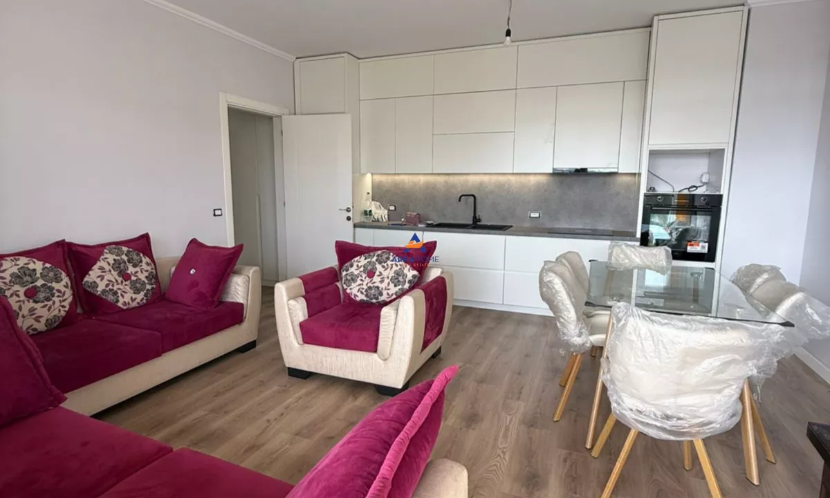 Apartment for rent in Tirana 2+1, Emty