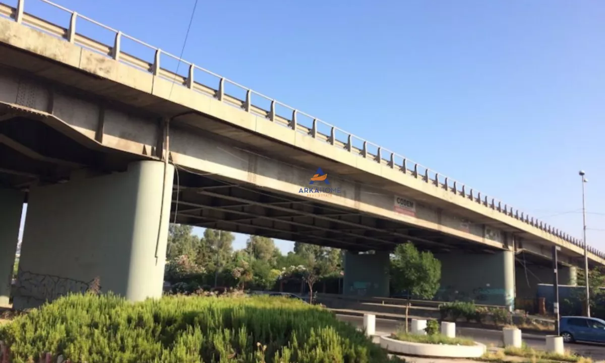 SHITET GODINE 2 KATESHE 499M2 "URA E DAJLANIT , DURRES " 300.000 EURO.