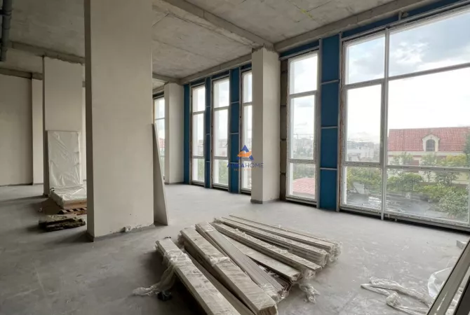 Ambient biznesi me qera 1+1 ne Tirane - 2,700 Euro