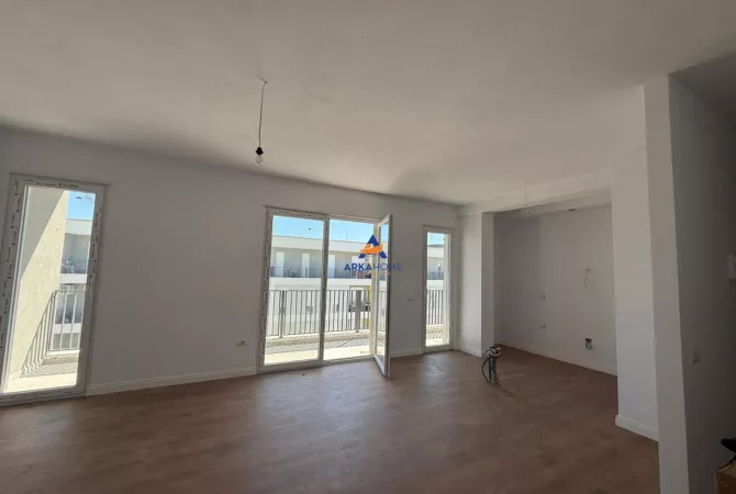 Ambient biznesi me qera 1+1 ne Tirane - 550 Euro