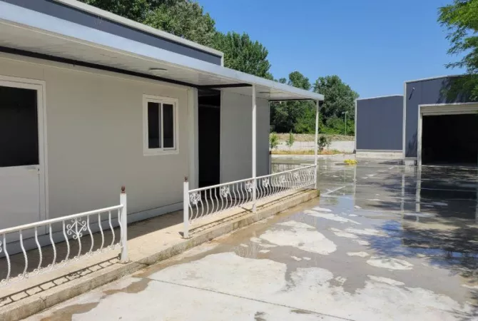 Ambient biznesi me qera 4+1 ne Tirane - 1,500 Euro