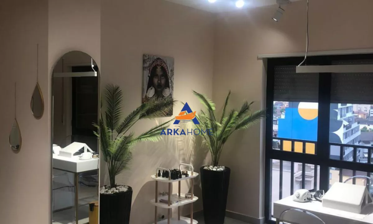 Appartamento in vendita a Tirana 3+1, Arredato