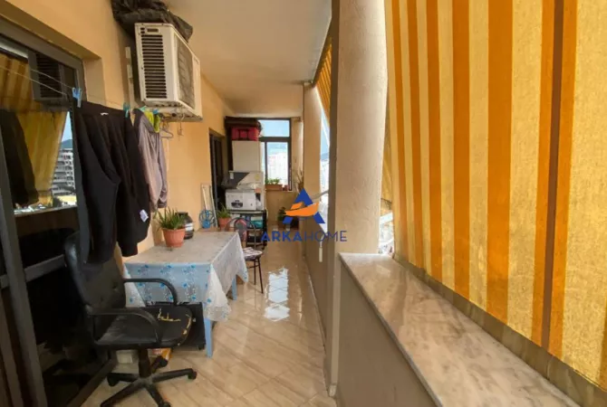 Appartamento in vendita a Tirana 2+1, Vuoto