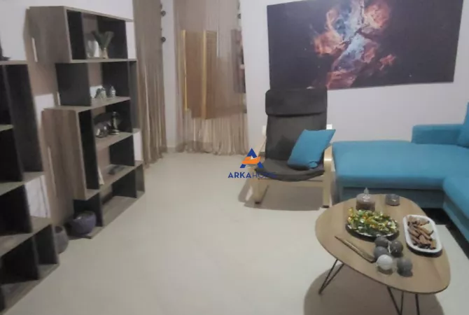 Appartamento in vendita a Tirana 1+1, Arredato