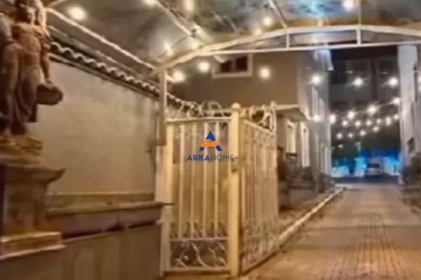 Attivita commerciale in vendita a Tirana - 1,400,000 Euro