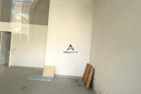 Ambient biznesi me qera 1+1 ne Tirane - 1,200 Euro