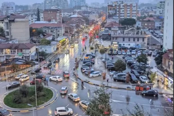 Ambient biznesi me qera 1+1 ne Tirane - 700 Euro