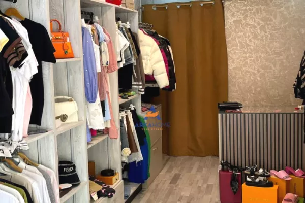 Biznese ne shitje 1+1 ne Tirane - 13,400 Euro