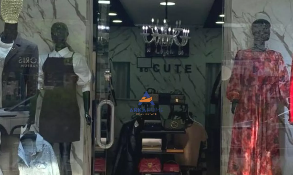 SHITET BIZNES BUTIK VESHJESH 40M2 "RRUGA MUHAMET GJOLLESHA,VASIL SHANTO" 30.000 EURO