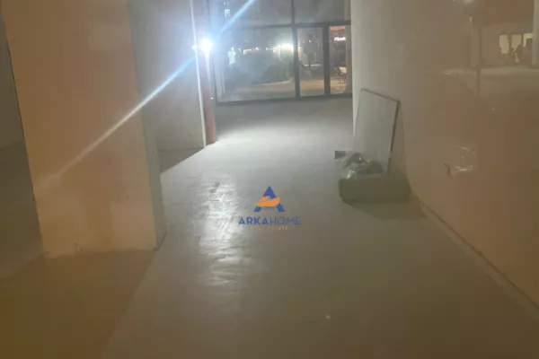 Ambient biznesi me qera 1+1 ne Tirane - 2,200 Euro