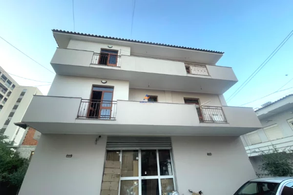 Casa in vendita 4+1 a Tirana - 800,000 Euro