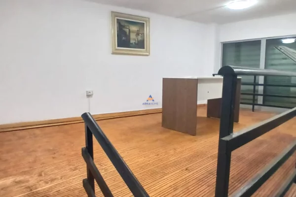 Business Property for Rent 3+1 in Tirana - 40,000 Euro