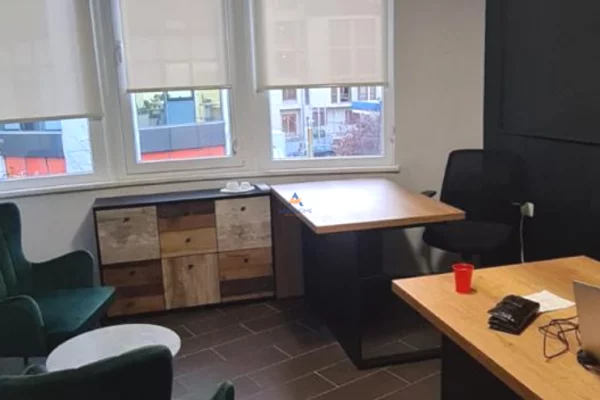 Ambient biznesi me qera 3+1 ne Tirane - 800 Euro