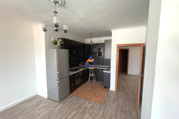 Business Property for Rent 3+1 in Tirana - 1,500 Euro