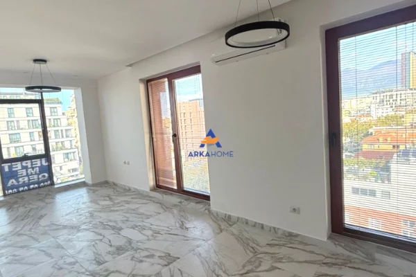 Business Property for Rent 3+1 in Tirana - 1,200 Euro