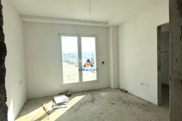 Shtepi ne shitje 2+1 ne Tirane - 270,000 Euro