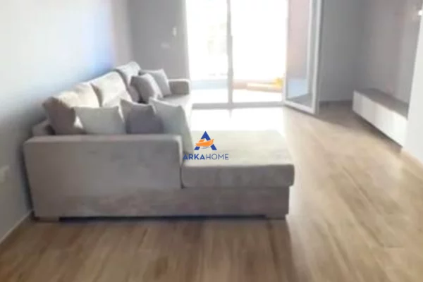 Shtepi ne shitje 1+1 ne Tirane - 125,000 Euro