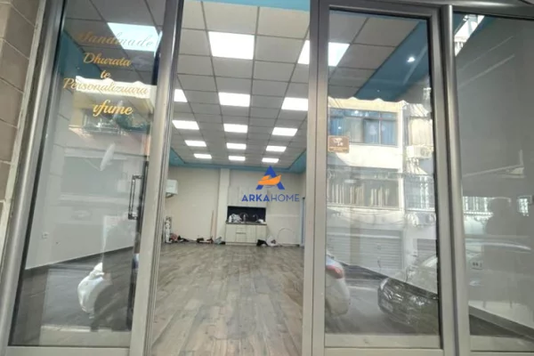 Business Property in Sale 3+1 in Tirana - 450,000 Euro