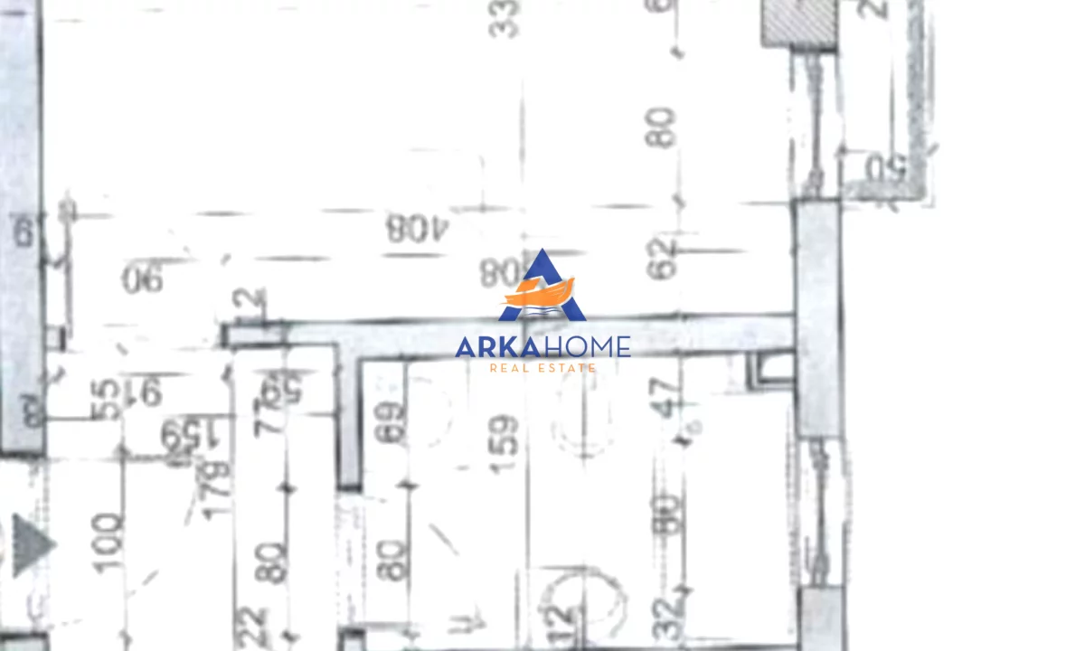 Shtepi ne shitje Apartament ne Tirane, 1+1, Mobilimi Bosh, pa mobiluar, Pagesa 118,000  Euro.