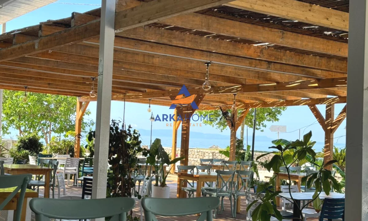 JEPET BAR RESTORANT ME QERA 400 M2 