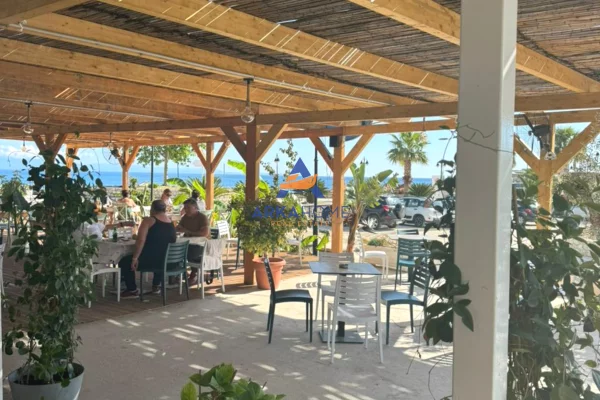 JEPET BAR RESTORANT ME QERA 400 M2 