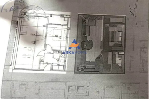 Shtepi ne shitje Apartament ne Sarande, 2+1, Mobilimi Bosh, pa mobiluar, Pagesa 250,000  Euro.