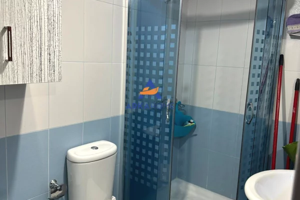 Shtepi me qera Apartament ne Tirane, 1+1, Mobilimi E mobiluar, Pagesa 400  Euro.