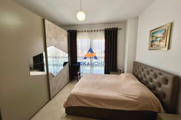 Appartamento in vendita a Tirana 2+1, Arredato