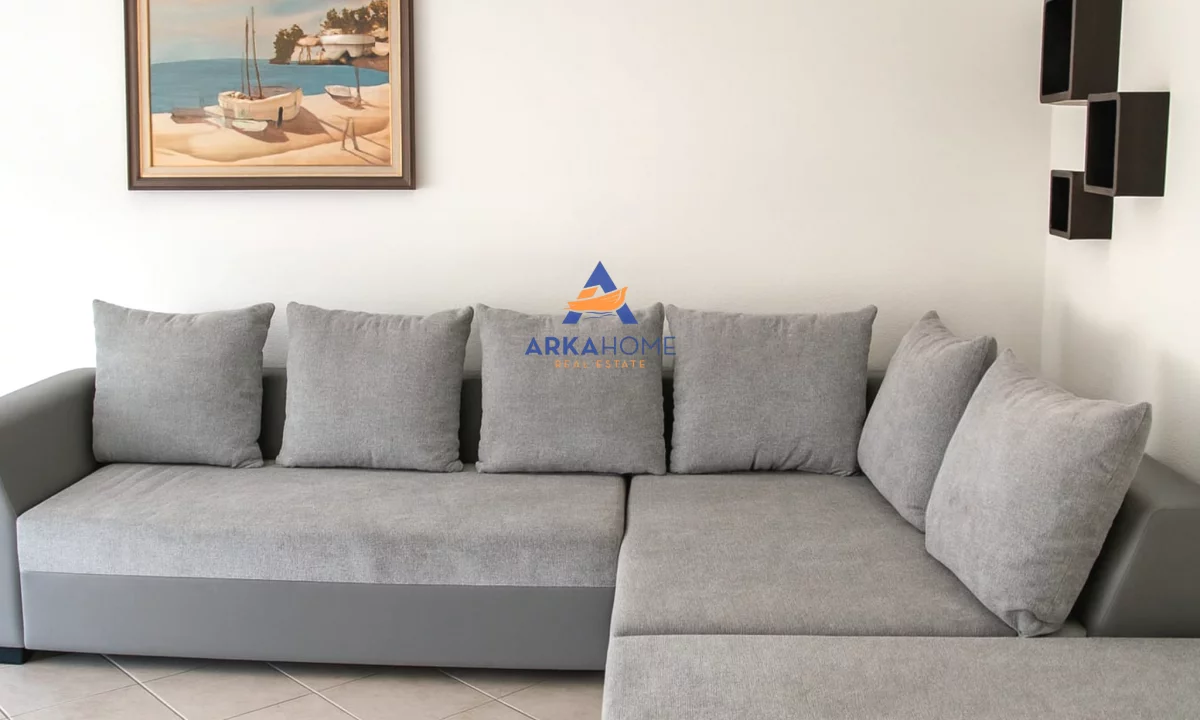 Shtepi me qera Apartament ne Tirane, 2+1, Mobilimi E mobiluar, Pagesa 675  Euro.