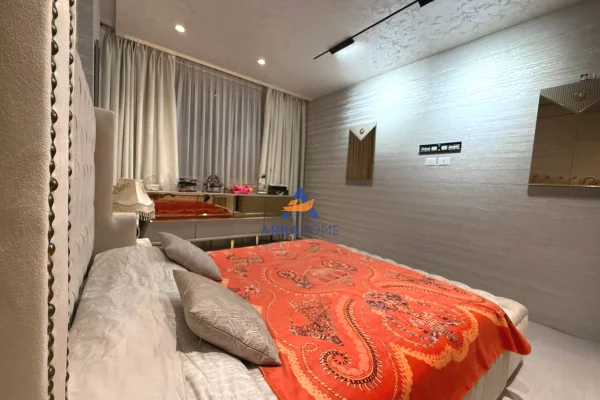 Appartamento in vendita a Tirana 2+1, Arredato