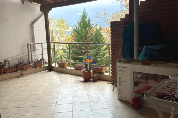 Appartamento in vendita a Tirana 1+1, Arredato